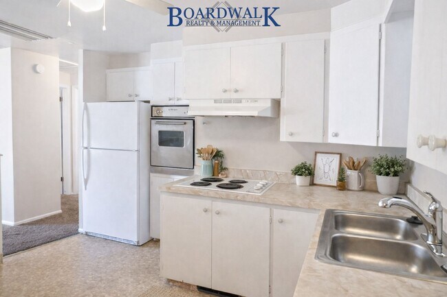 Building Photo - 1016 E 3825 S