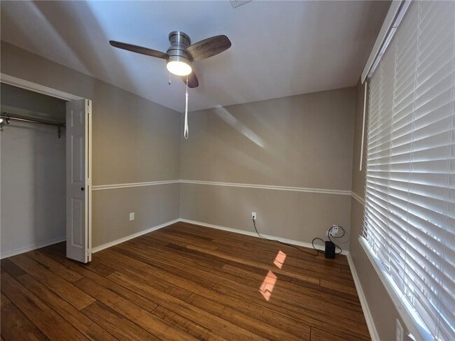 Building Photo - 29 Dunedin Dr