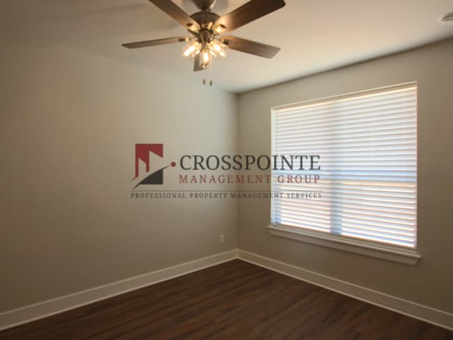 Building Photo - Luxury 3 Bedroom 2 Bath Townhomes in Bullard ISD!