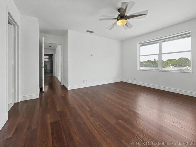 Building Photo - 10133 Brookville Ln