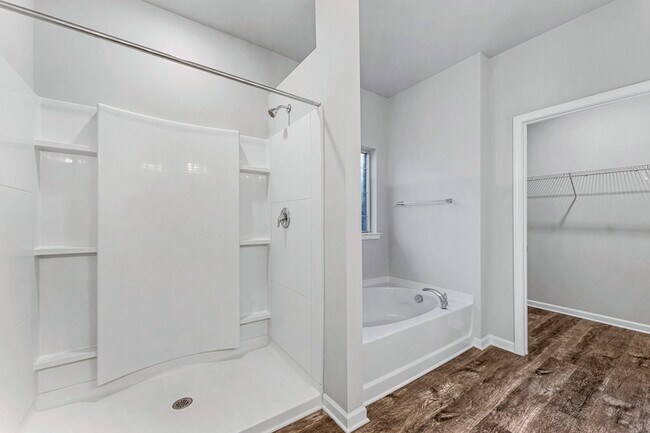 Building Photo - 303 Ivyleaf Dr