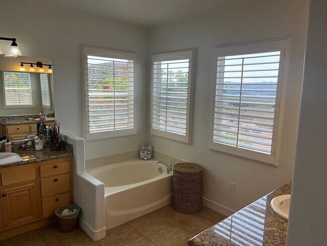 Building Photo - NO MIN CREDIT SCORE REQUIRED, BK OKAY, PAST EVICTION OKAY!, BACKGROUND FRIENDLY. Apply at "The Re...