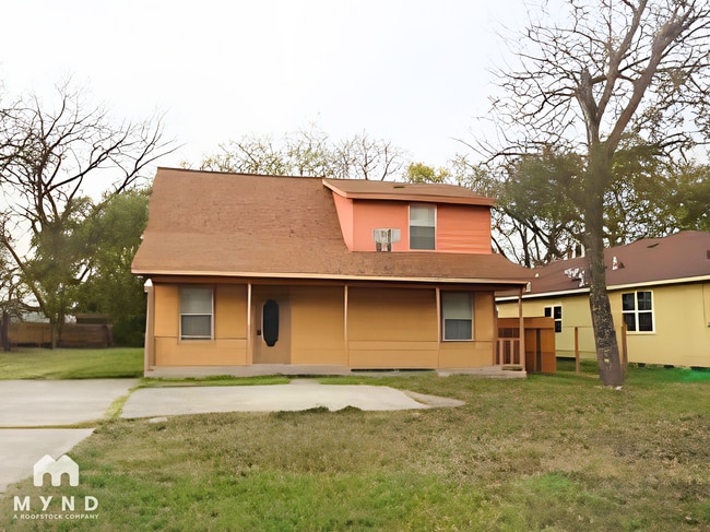 Building Photo - 2112 Wavell St