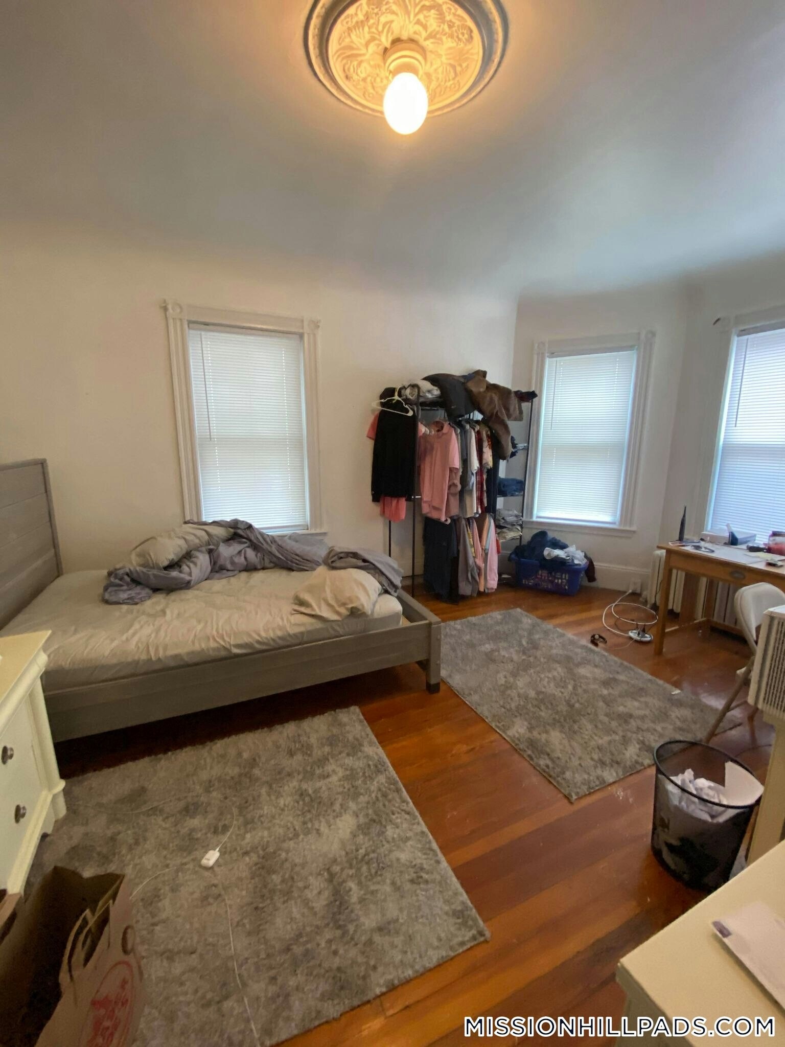 Building Photo - 10 Sachem St