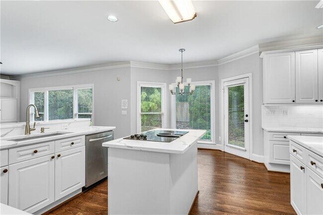 Building Photo - 1200 Chelsey Ln