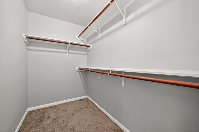 Building Photo - 16200 Sun View Ln