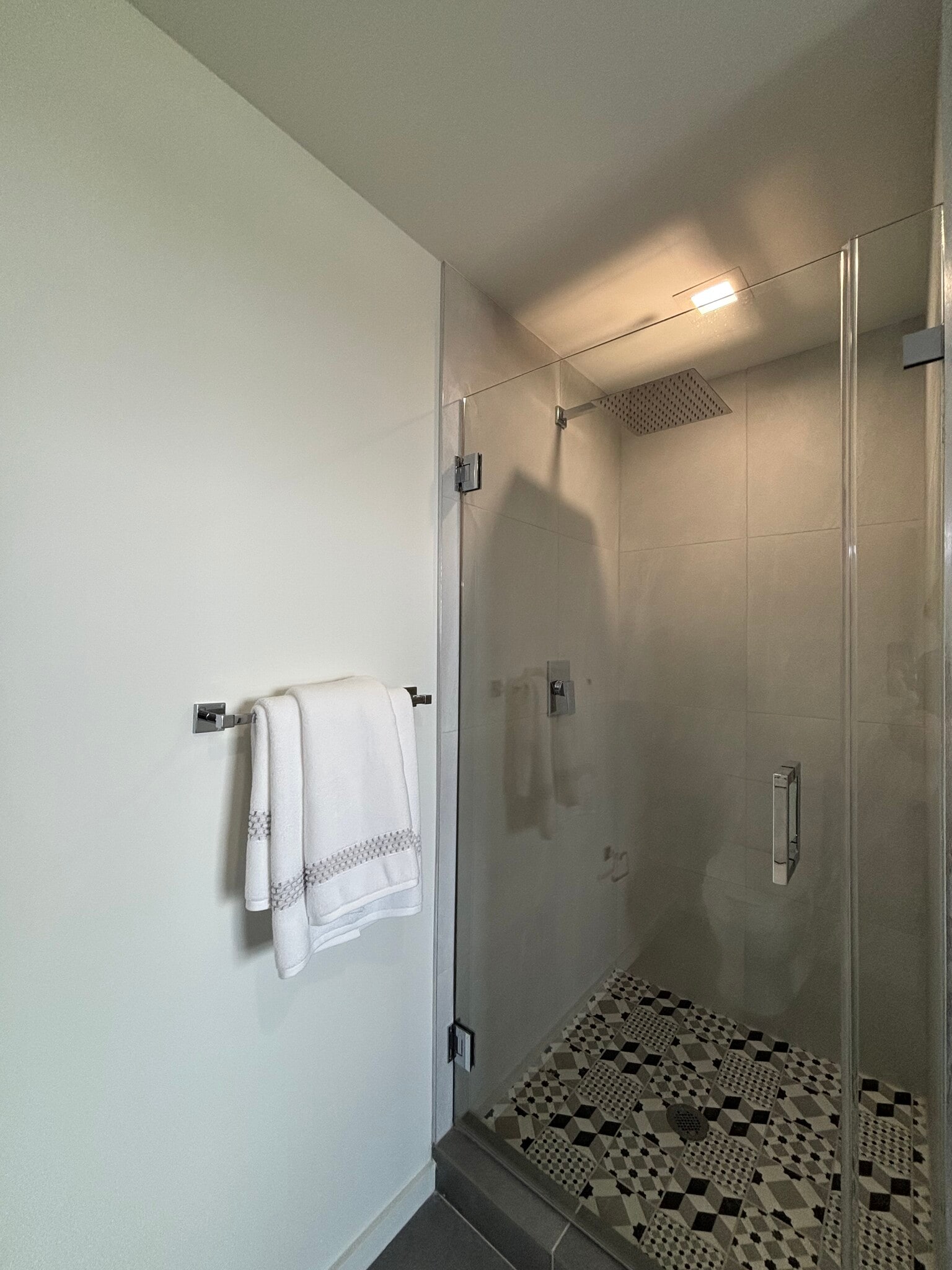 Building Photo - 1740 NW 1st Ave