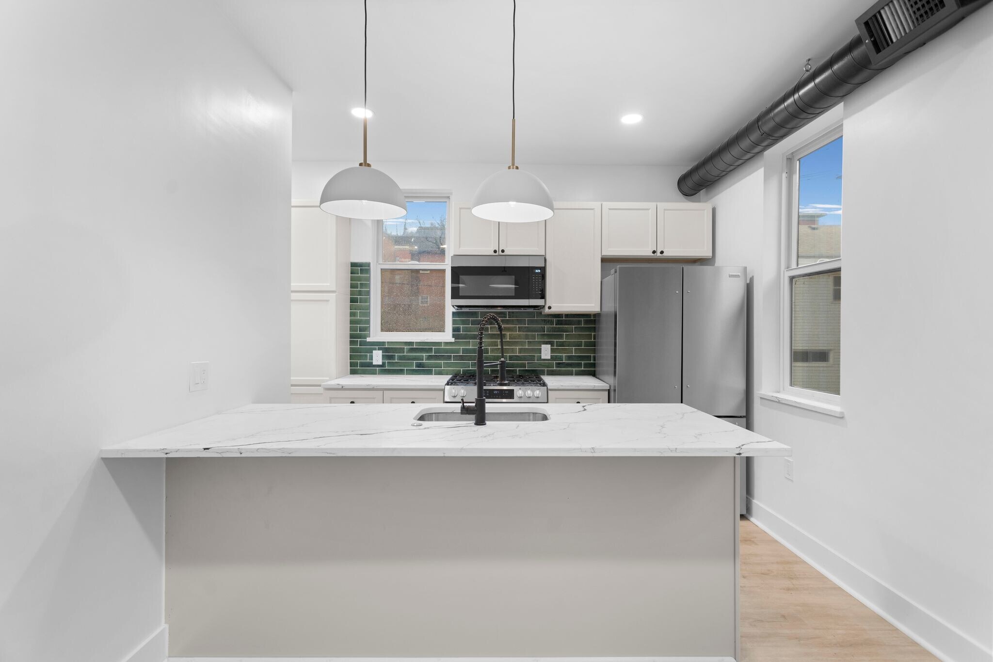 Kitchen - 2035 Forbes Ave