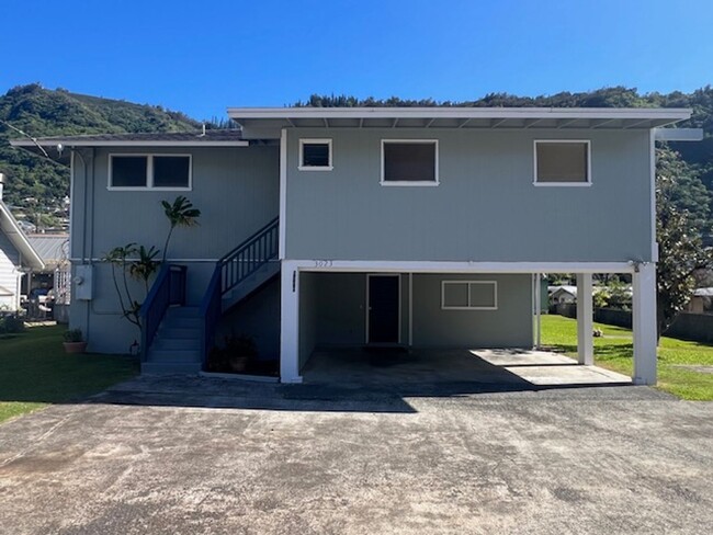 Primary Photo - Right in the Heart of Manoa Valley - Fully...