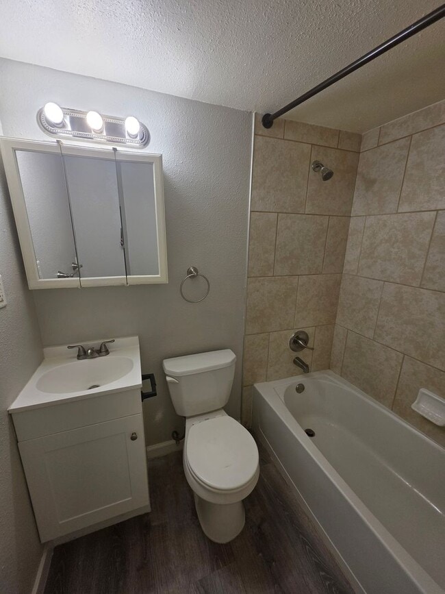 Building Photo - 233 E Arvada St