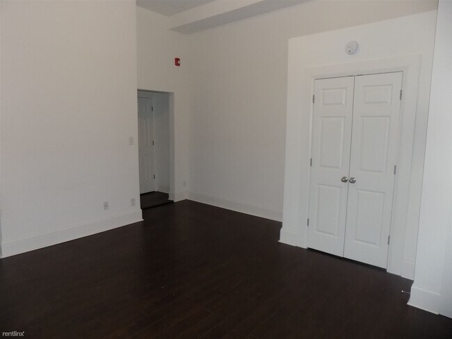 Building Photo - 1210 N Calvert St