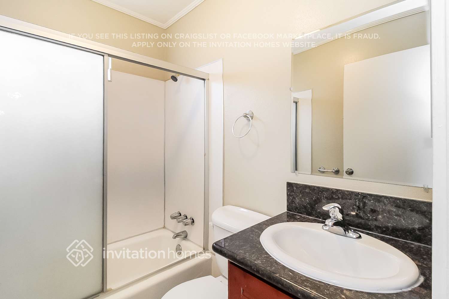 Building Photo - 10471 Reymouth Ave