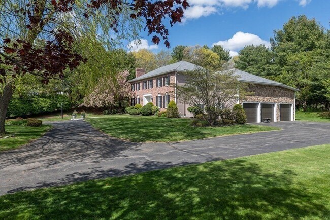 Building Photo - 4 Elliston Rd