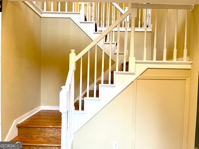 Building Photo - 4059 Charleston Ct SE