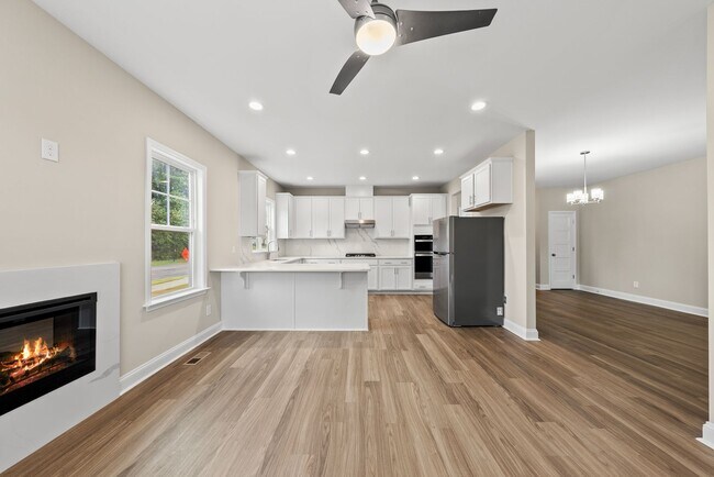 Building Photo - 7996 Humie Olive Rd