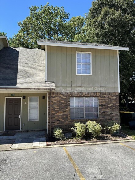 Primary Photo - 146 Alabama Ave NW