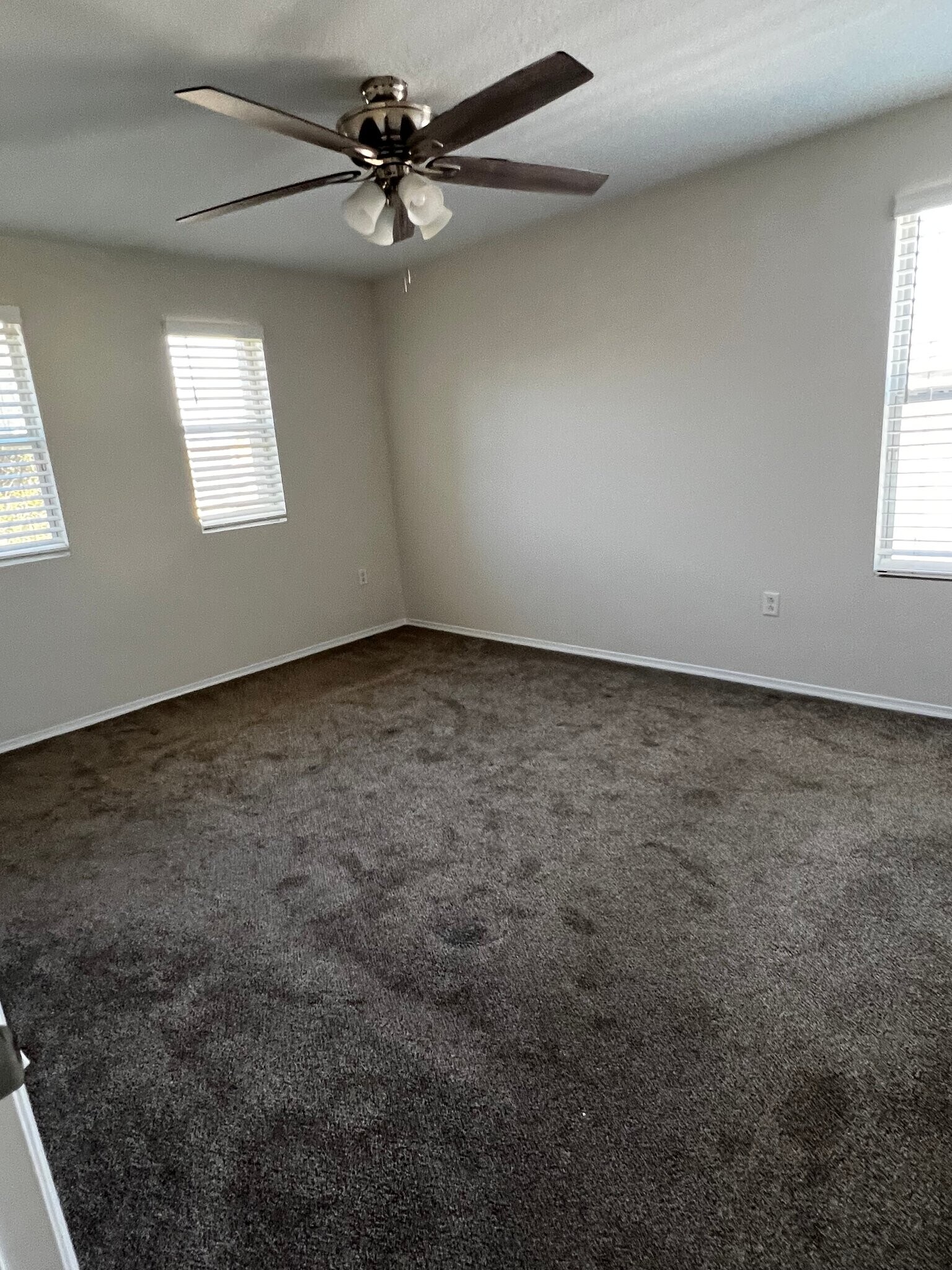 Building Photo - 18916 Randall Pl