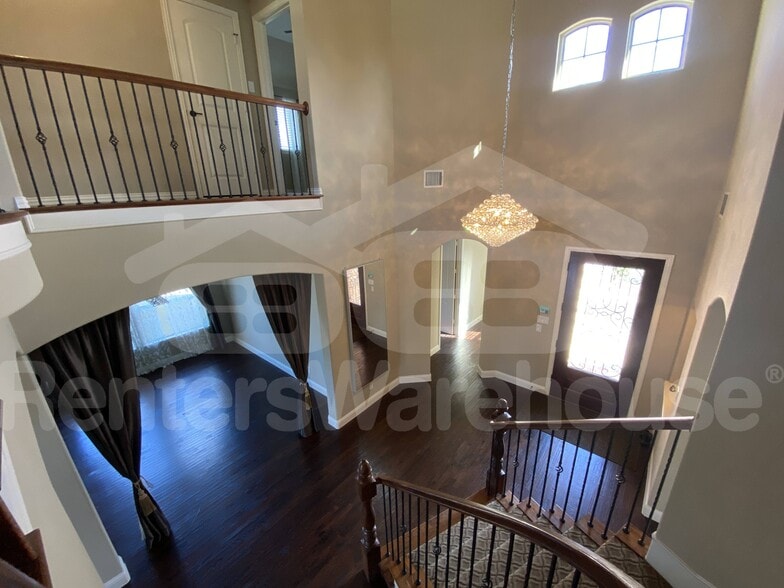 Building Photo - 14282 Carly Ln