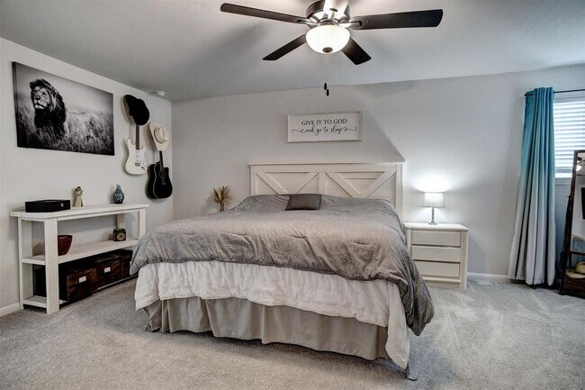 Building Photo - 205 Driftwood Ln