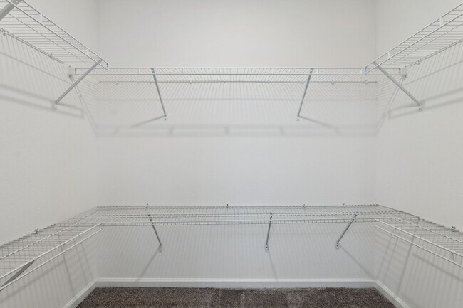Building Photo - Spacious and Modern 5 Bedroom Home in Gated Arden Park North
