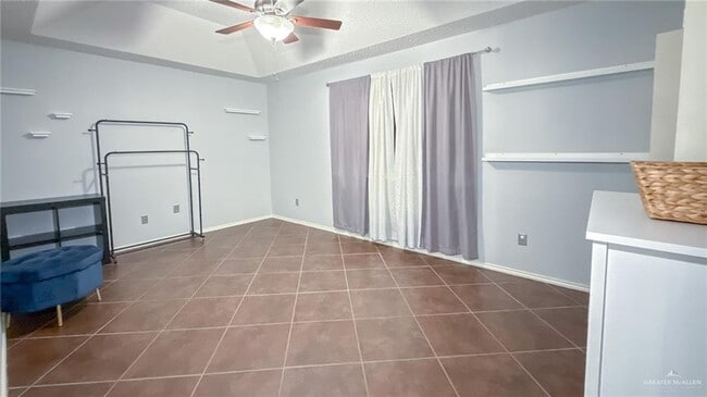 Building Photo - 16 Evergreen Ave