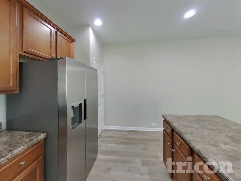 Building Photo - 224 Dellwood Dr