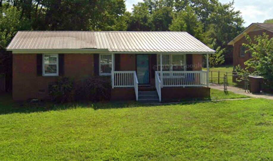 Building Photo - 1122 Easton Rd