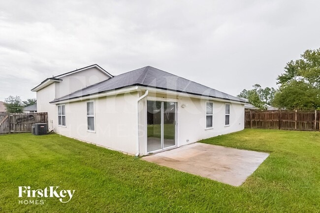 Building Photo - 12658 Holly Springs Ct