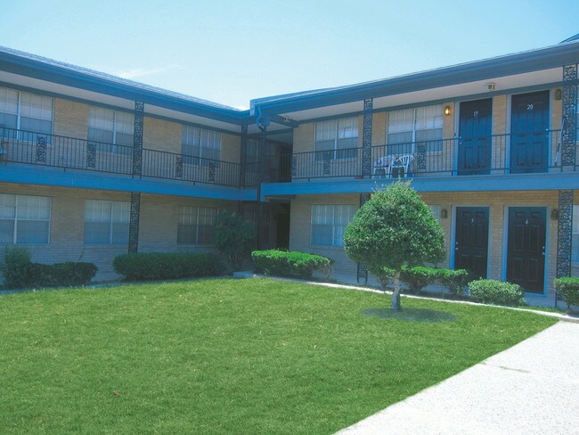 Building Photo - Marquee West