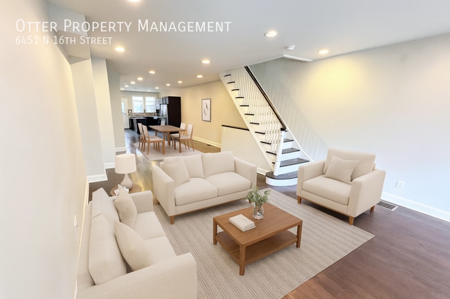 Primary Photo - 6451 N 16th St