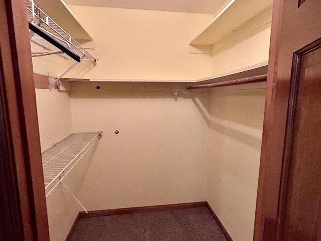 Building Photo - 235 N Michigan St