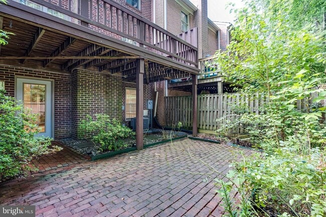 Building Photo - 6867 Williamsburg Pond Ct