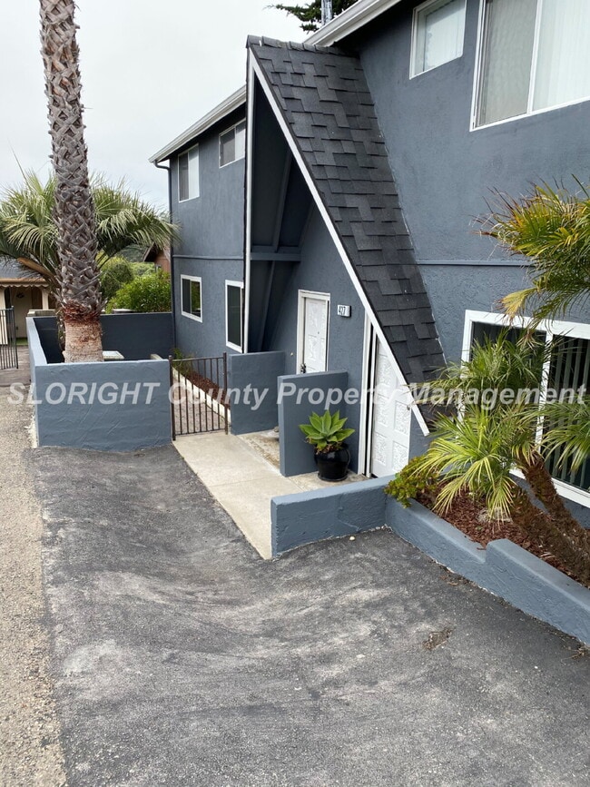 Building Photo - AVAILABLE MARCH - Updated Cambria Duplex Near Beach - 2 Bedroom / 2 Bathroom