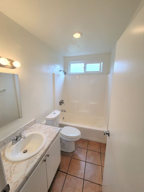 Building Photo - 4758 Imperial Ave