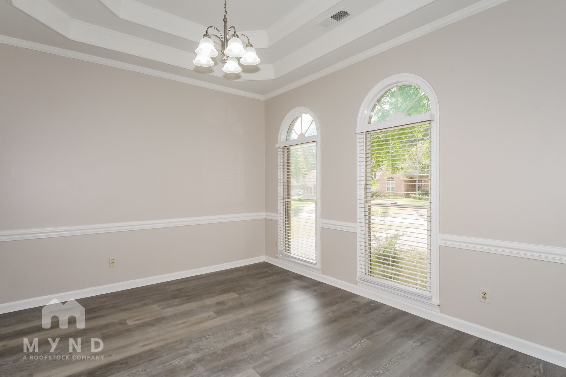 Building Photo - 1624 Wayside Cove