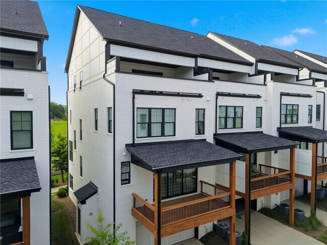 Building Photo - 2042 Juliette Ave