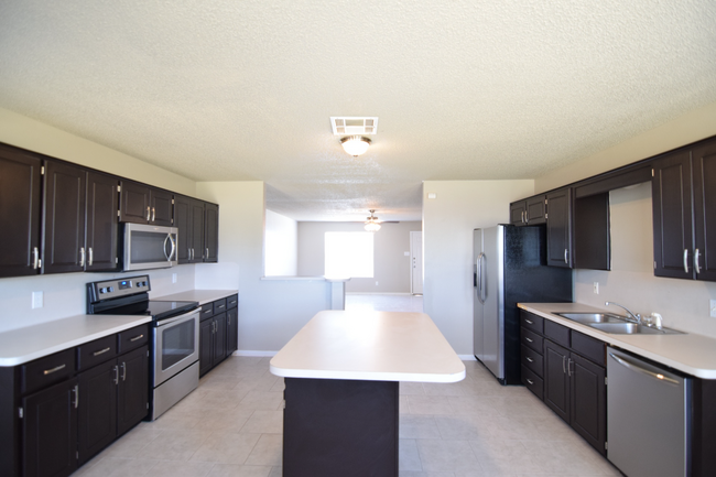 Building Photo - 4105 Sand Dollar Dr