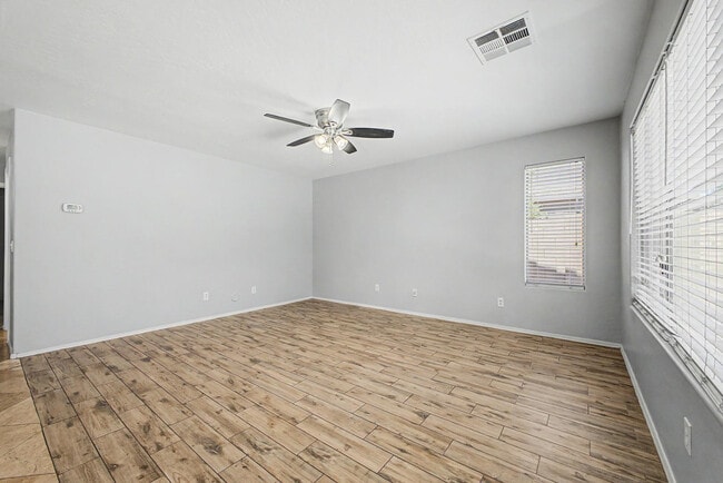 Building Photo - 4161 S Luiseno Blvd