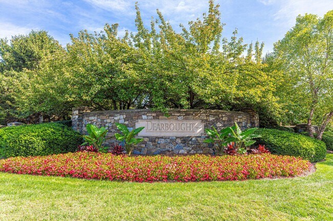 Building Photo - Desirable Two Level Condo For Lease - Not Pet Friendly