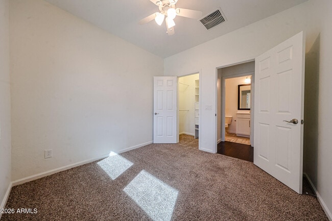 Building Photo - 12144 W Remuda Dr