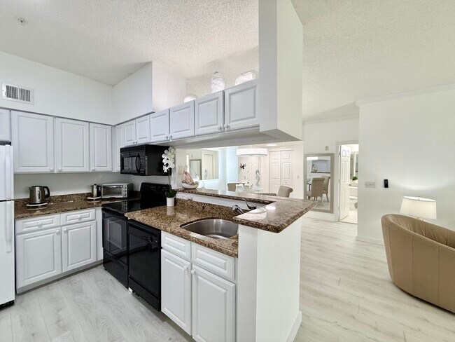 Building Photo - 4404 Tuscany Way