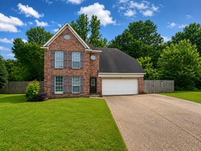Building Photo - Stunning 3-Bedroom Home in Olive Branch - Spacious & Modern!