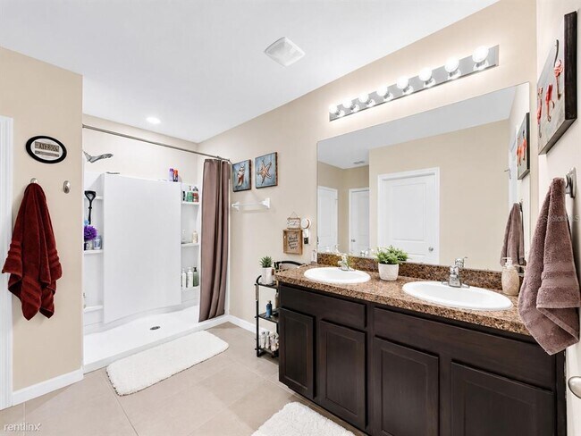 Building Photo - 32649 Pez Landing Ln