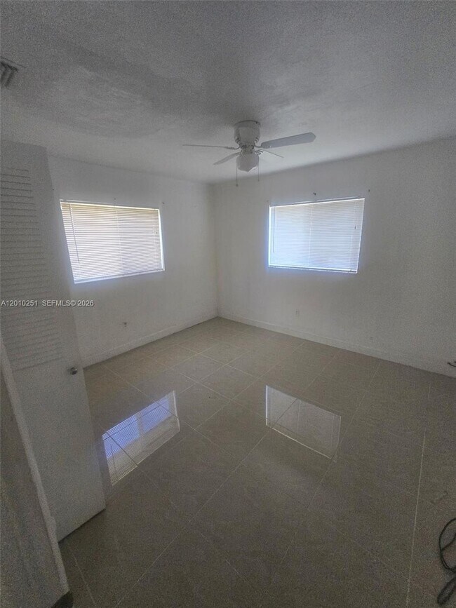 Building Photo - 1149 NW 76th St