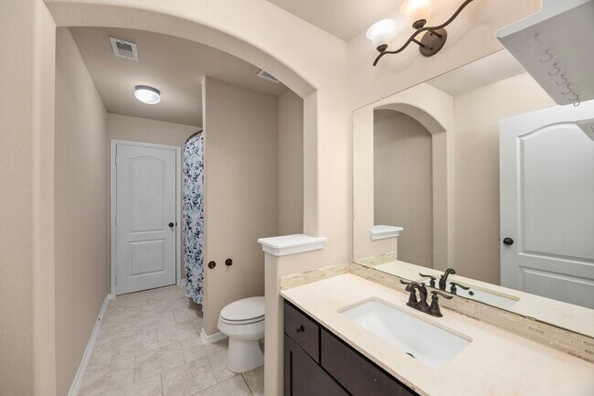 Building Photo - 14918 Diane Manor Ln
