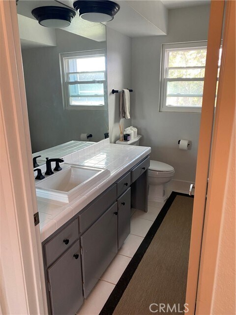 Building Photo - 8403 Leeward Dr