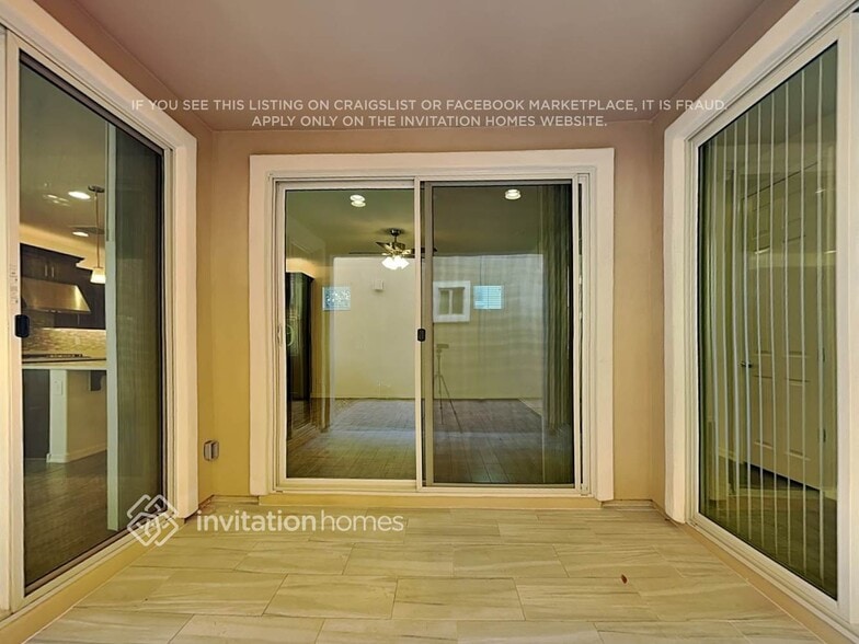 Building Photo - 2241 S Osborn Ln