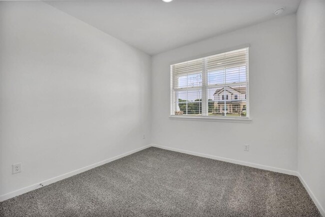Building Photo - 505 Brooks Ranch Dr