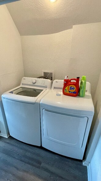 Building Photo - 2159-2159 Bellefontaine St