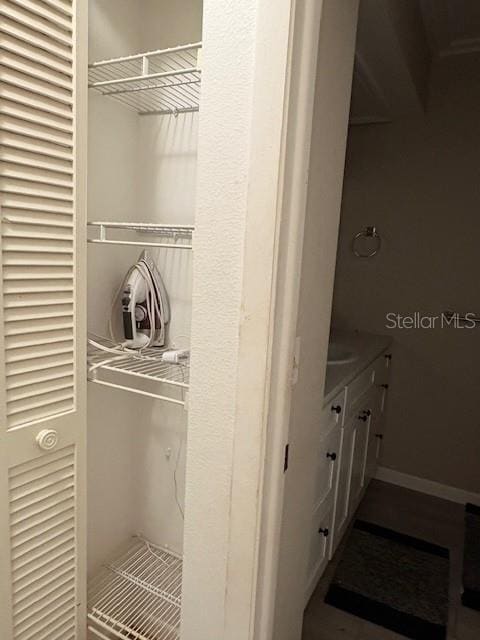 Building Photo - 2037 Sunset Grove Ln